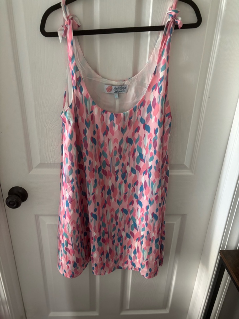 Jadelynn Brooke Pink Teal Leaf-Print Tie Strap Dress